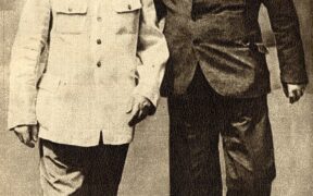 Joseph_StalinGeorgi_Dimitrov